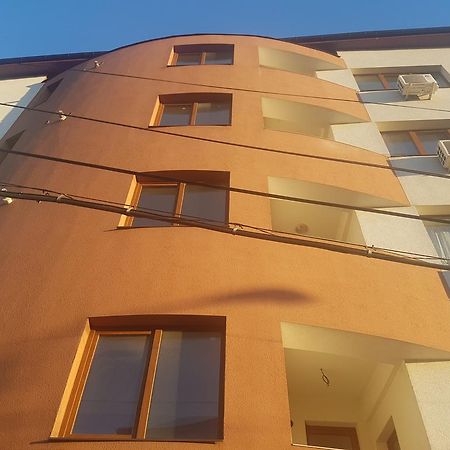Апартаменты Apartament Veranda Бухарест Экстерьер фото