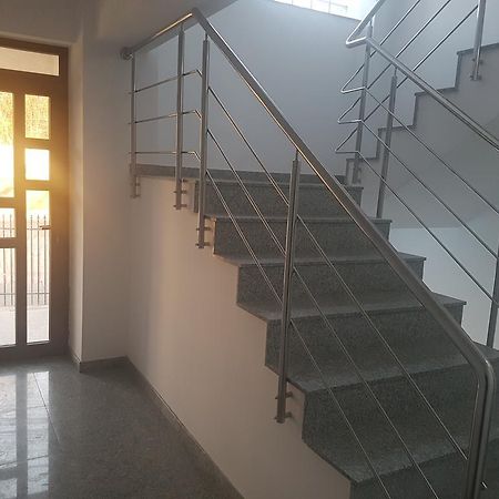 Апартаменты Apartament Veranda Бухарест Экстерьер фото